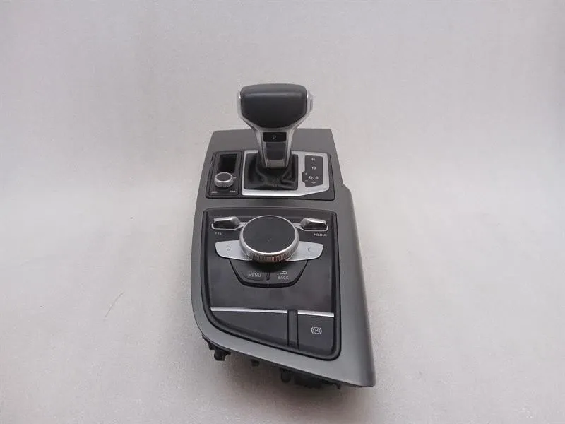 Audi R8 AUDI R8 4S AWD Gear Selector MMI Control 4S2919614 RIGHT HAND DRIVE RHD Body type: Coupe
Fuel: Petrol