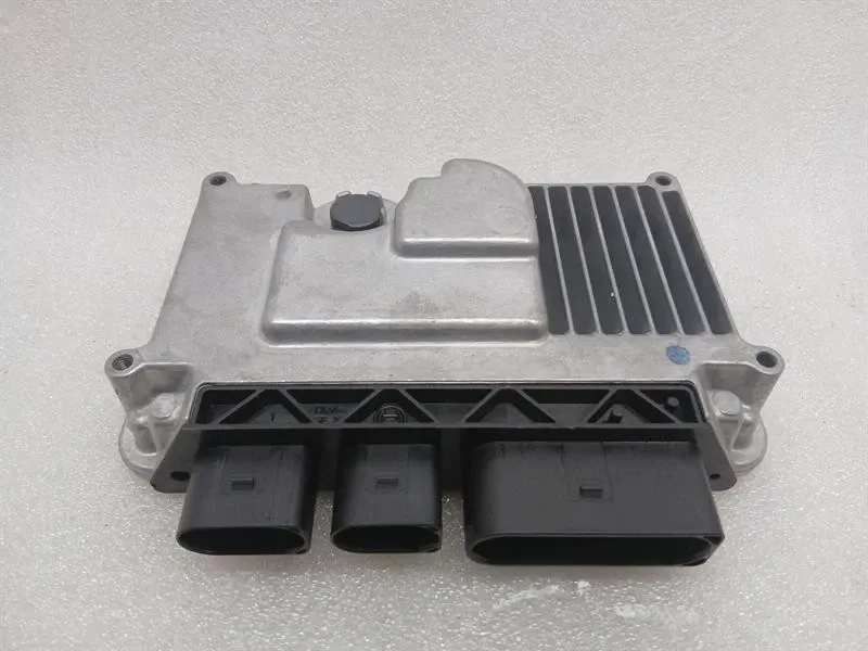 Audi R8 Audi R8 4S AWD steering control module 8K0907144N steering control unit Body type: Coupe
Fuel: Petrol