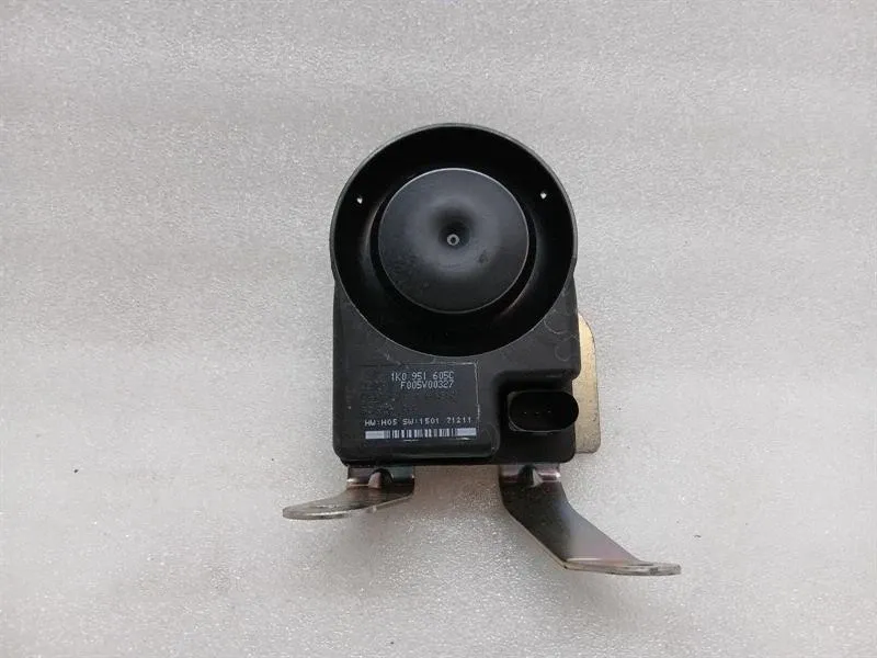 Audi R8 Audi R8 4S AWD Alarm ECU 1K0951605C Siren Alarm Horn Alarm System