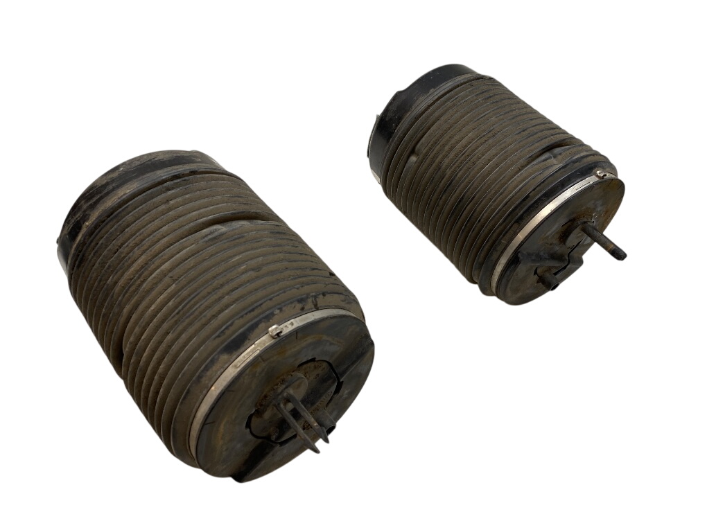 Volvo XC90 Air suspension / self-levelling suspension set 32246194 32246195 Air suspension / self-levelli...
