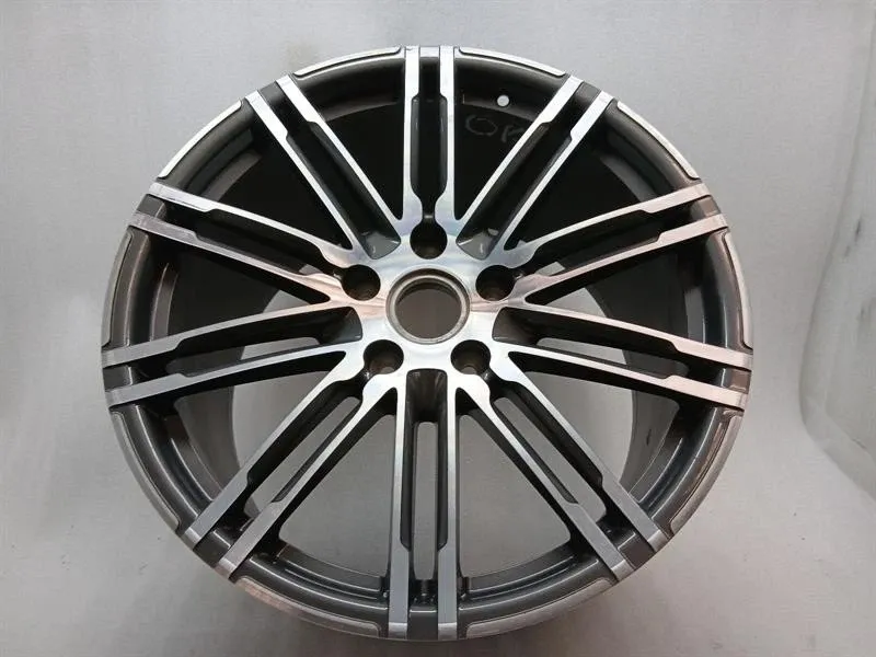 Porsche 911 (991) Porsche 911 991 Alloy Wheel 99136216607 Turbo III Rim 11J x 20 ET70 Body type: Coupe
Fuel: Petrol