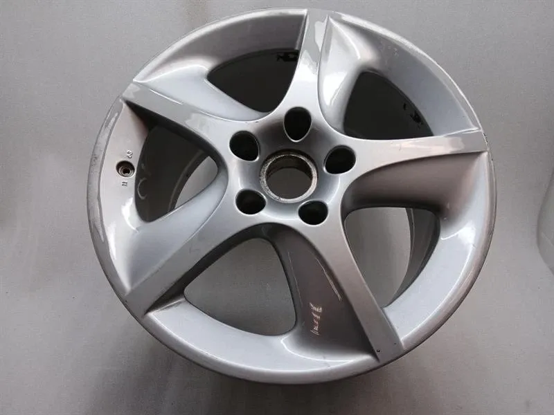 Porsche 911 (996) Porsche 911 996 Alloy Wheel 99636214252 Rim 11J x 18 ET63 Sport Techno Body type: Convertible
Fuel: Petrol