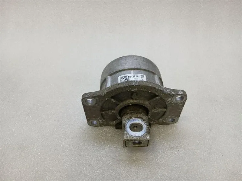 Porsche 911 (991) Porsche 911 992 engine mount 992199383B engine mount Body type: Coupe
Fuel: Petrol