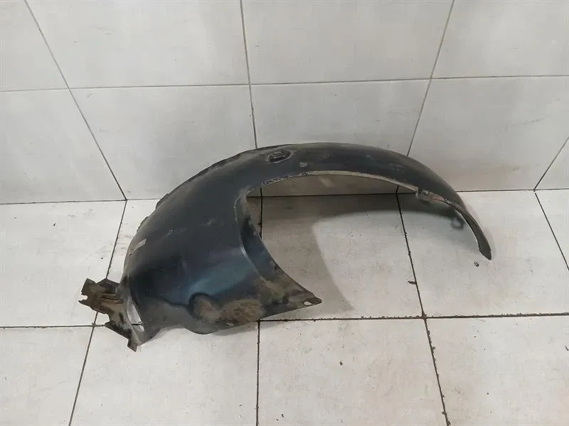 Porsche 911 (997) Porsche 911 997 Wheel Arch Liner 99750457401 Wheel Arch Cover Rear Right 4S ONLY Body type: Coupe
Fuel: Petrol