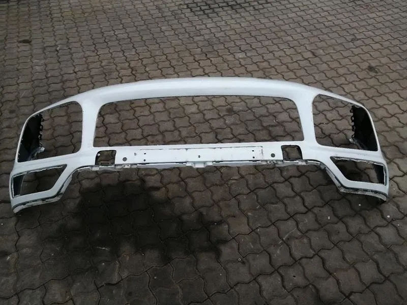 Porsche Cayenne Porsche Cayenne 9Y MK3 E3 Front Bumper 9Y0807221 Front Bumper Body type: Unknown
Fuel: Unknown
