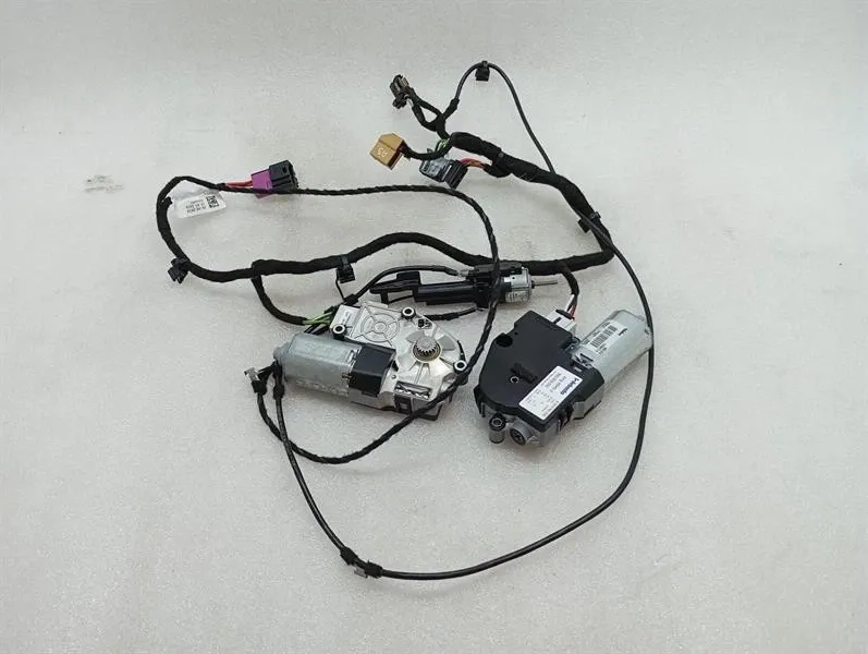 Porsche 911 (991) Porsche 911 992 Sun Roof Engine 992898501 Sunroof Motor SET KIT Body type: Coupe
Fuel: Petrol