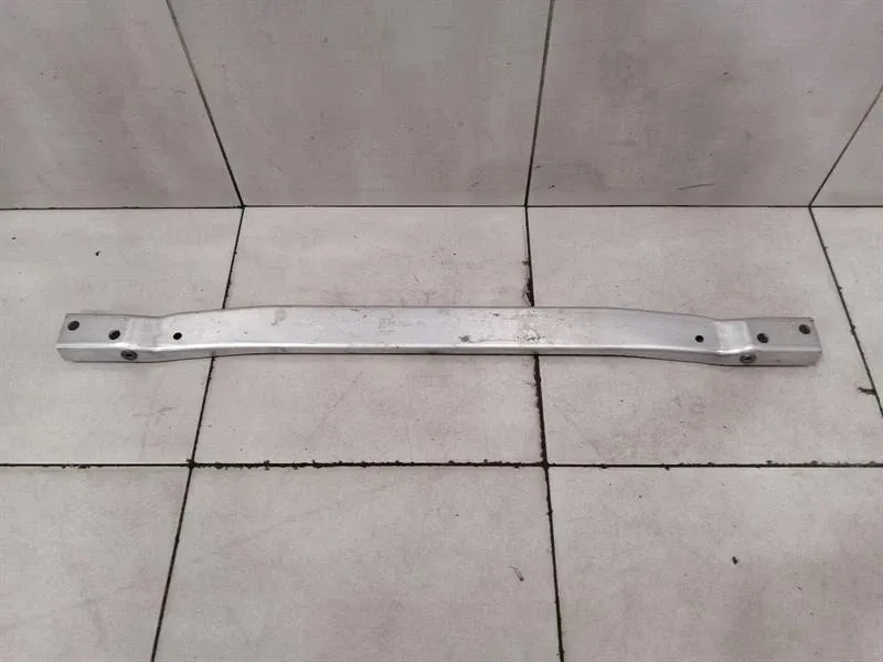 Porsche Macan Porsche Macan 95B holder bracket 4M0802507C holder carrier Body type: SUV
Fuel: Petrol
