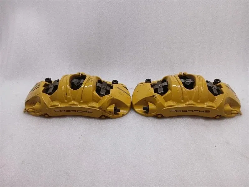 Porsche 911 (991) Porsche 911 991 GT3RS MK1 Brake Caliper 99135142780 PCCB Brake Caliper SET SET Body type: Coupe
Fuel: Petrol