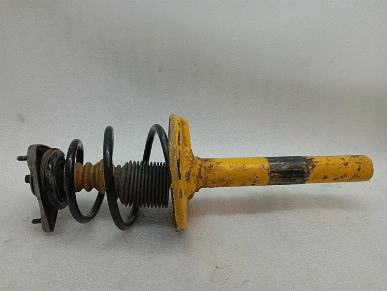 Porsche Boxster (986) Porsche Boxster 986 shock absorber front 98634304120 shock absorber front Body type: Convertible
Fuel: Petrol