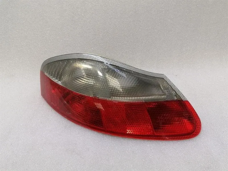 Porsche Boxster (986) Porsche Boxster 986 left rear light 98663142303 MK2 rear light rear left Body type: Convertible
Fuel: Petrol