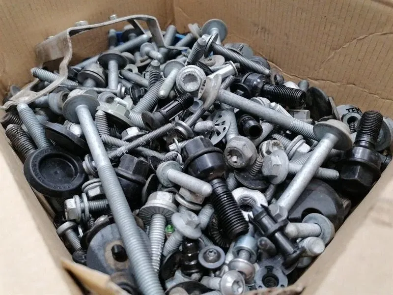 Porsche Taycan PORSCHE TAYCAN 9J SCREWS BOLTS FROM ONE CAR SET BOLTS Body type: Estate
Fuel: ELECTRIC
