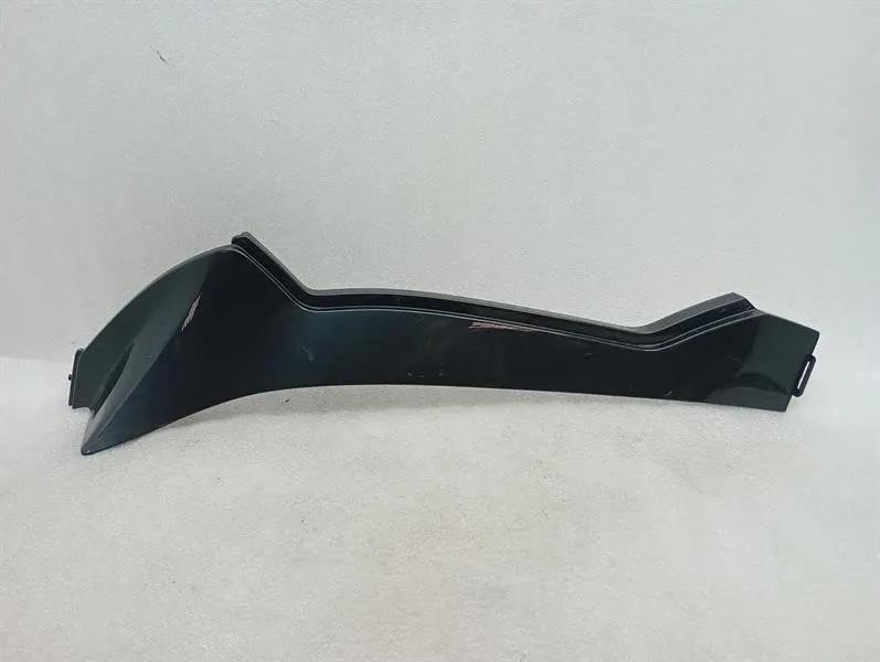 Audi R8 Audi R8 4S Performance Left Trim Cover 4S8853165A Left Side Panel Body type: Coupe
Fuel: Petrol