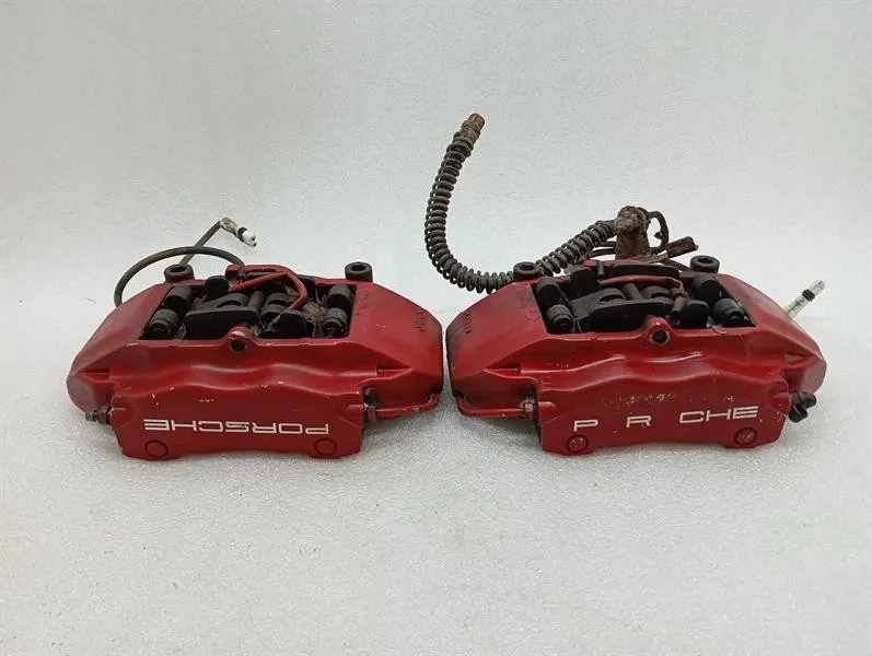 Porsche 911 (996) Porsche 911 996 brake caliper 99635142501 front set brake caliper Brembo Body type: Coupe
Fuel: Petrol