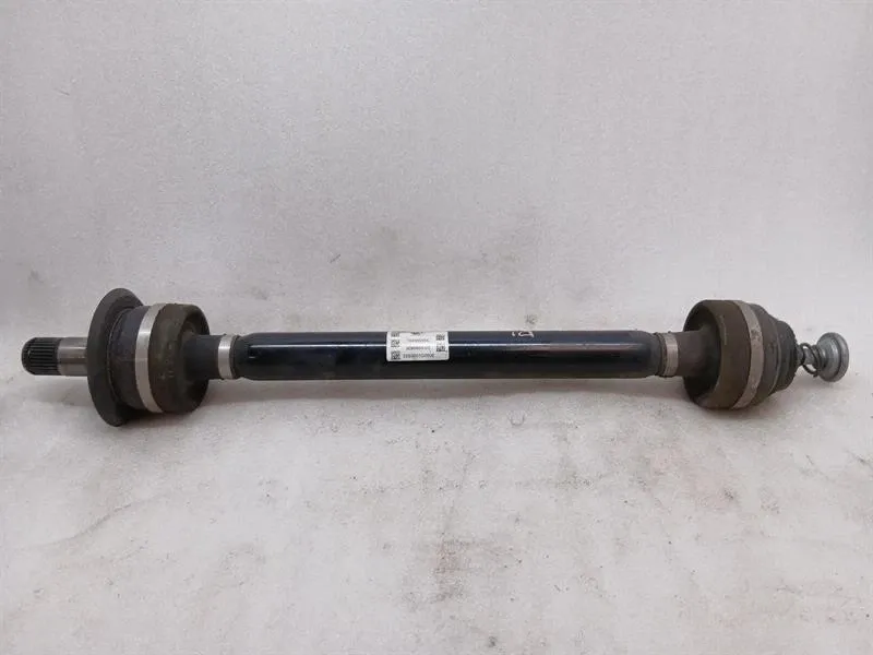 BMW 3 (G20 / G21) BMW 3 Series M3 G80 G20 Left Rear Drive Shaft 8089855 Drive Shaft Rear Left Body type: Saloon
Fuel: Petrol