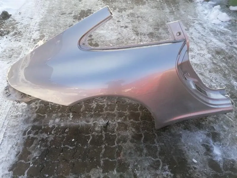 Porsche 911 (997) Porsche 911 997 Rear Right Panel 99750396209 Right Side Panel 4S AWD WIDE ONLY Body type: Coupe
Fuel: Petrol