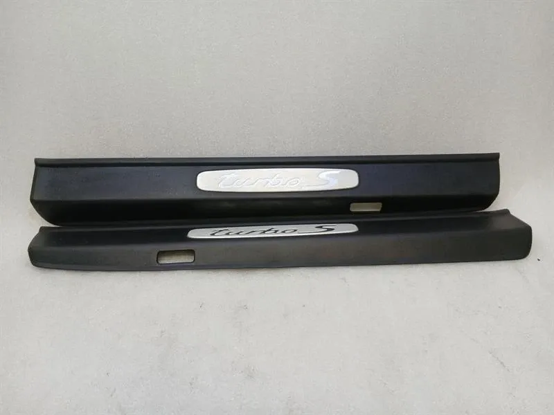 Porsche 911 (991) Porsche 911 991 Door Sill 99155530427 Turbo S Door Sill Trim Set SET OF 2 Body type: Coupe
Fuel: Petrol