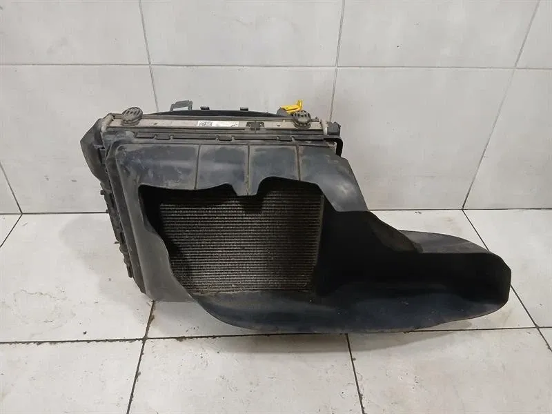 Porsche 911 (991) Porsche 911 991 Radiator Pack 9P1121250 Radiator Pack RIGHT RIGHT MK2 Body type: Coupe
Fuel: Petrol