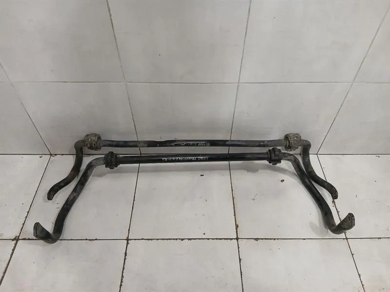 Porsche 911 (991) Porsche 911 991 Anti Roll Bar Set 99134370310 Stabiliser PDCC Set Turbo Body type: Coupe
Fuel: Petrol