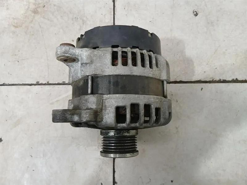 Porsche 911 (991) Porsche 911 991 Alternator 9A160301801 Alternator Body type: Coupe
Fuel: Petrol