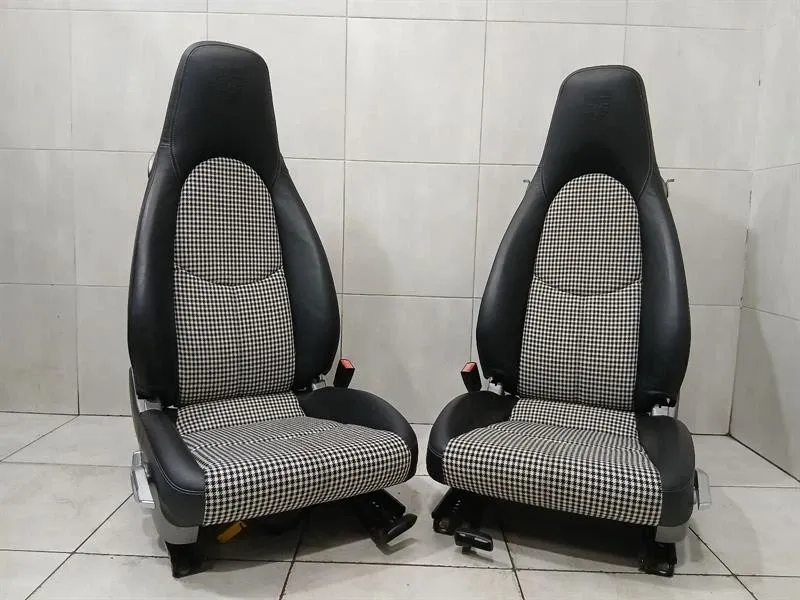 Porsche 911 (997) PORSCHE 911 997 987 HERITAGE SPORT SEATS BLACK LEATHER HOUNDSTOOTH SET 4-WAY Body type: Coupe
Fuel: Petrol