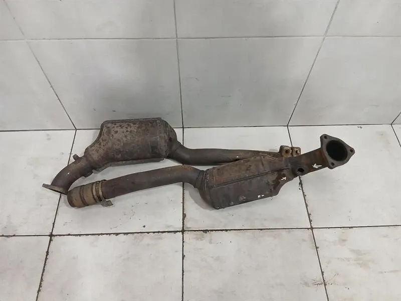 Porsche 911 (993) Porsche 911 996 Catalytic Converter 99611302254 SET Catalytic Converter MK1 3.4 Body type: Coupe
Fuel: Petrol