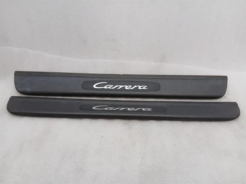 Porsche 911 (993) Porsche 911 996 Door Sill 99655170300 Door Sill Trim Carrera Body type: Coupe
Fuel: Petrol
