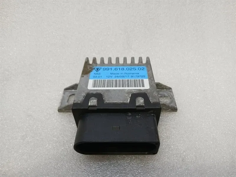 Porsche 911 (991) Porsche 911 991 electronic module 99161802502 control unit Body type: Coupe
Fuel: Petrol