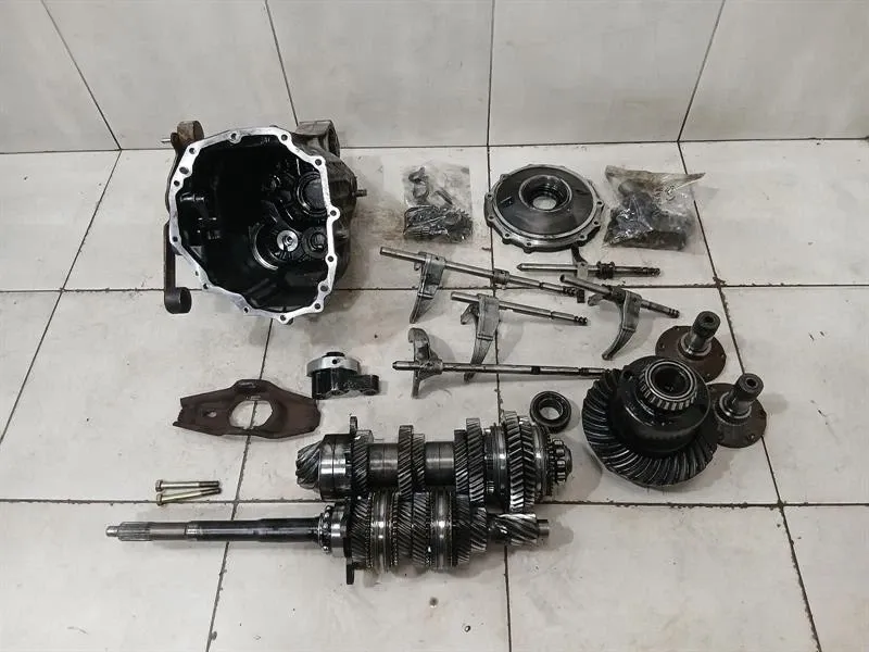 Porsche 911 (993) Porsche 911 996 Gearbox Parts G9600 Parts Transmission 6 Speed Manual Body type: Coupe
Fuel: Petrol