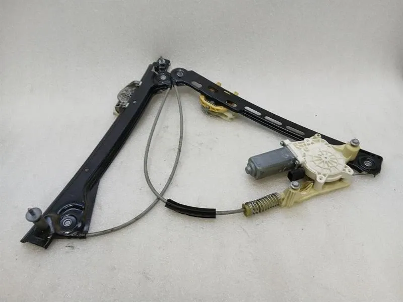 Porsche 911 (991) Porsche 911 991 Left Front Door Winder 99154297500 Window Regulator Front Left Body type: Coupe
Fuel: Petrol