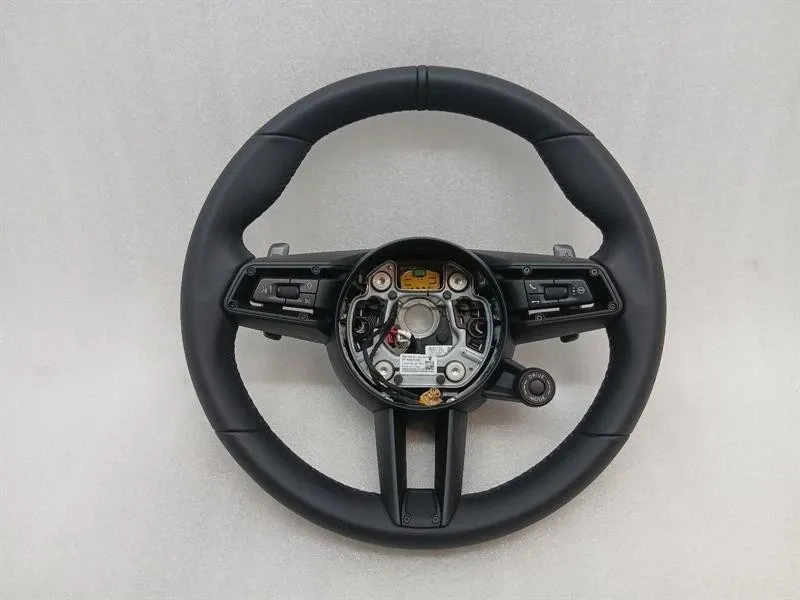 Porsche 911 (992) NEW NEW PORSCHE 911 992 STEERING WHEEL 992419091QN A34 STEERING WHEEL HEATED SPORT 36CM Body type: Convertible
Fuel: Petrol