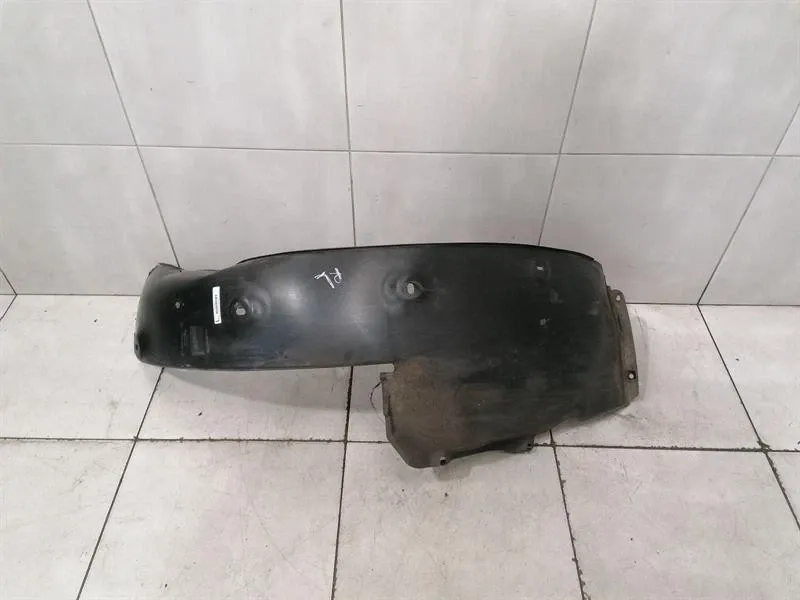 Porsche 911 (992) Porsche 911 992 Wheel Arch Liner 992810907E Wheel Arch Cover Body type: Convertible
Fuel: Petrol