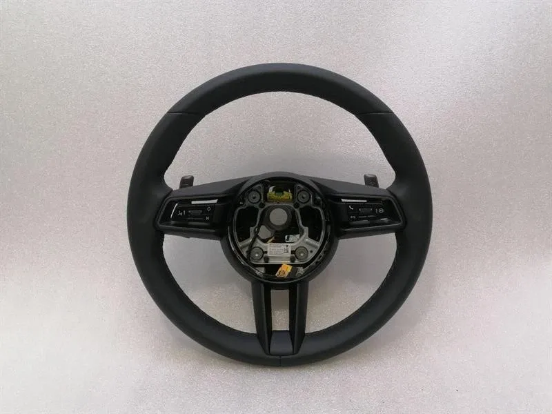 Porsche 911 (992) Porsche 911 992 Steering Wheel 992419091LN A34 Steering Wheel 38CM NON HEATED Body type: Convertible
Fuel: Petrol