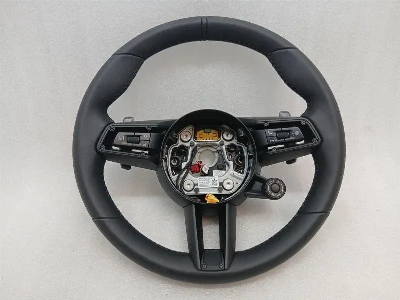 Porsche 911 (992) NEW NEW PORSCHE 911 992 STEERING WHEEL 992419091QN A34 STEERING WHEEL HEATED SPORT 36CM Body type: Convertible
Fuel: Petrol