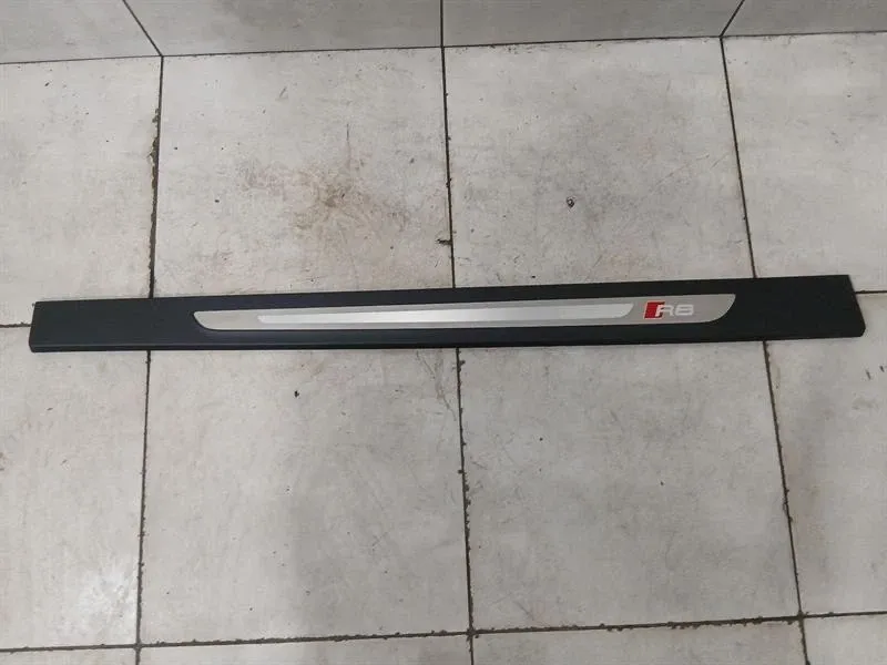 Audi R8 Audi R8 4S Performance Door Sill 4S0853371 Left Door Sill Trim