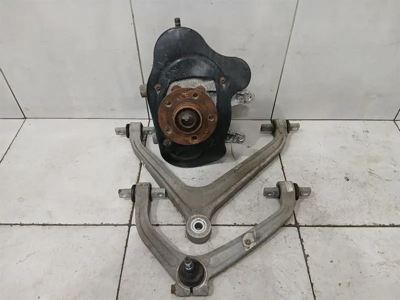 Audi R8 Audi R8 4S Performance Right Rear Hub 4S0505434E Wheel Bearing Housing Rear Right