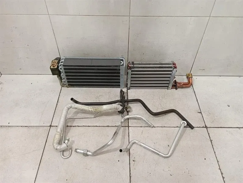 Ferrari 360 Heater Matrix Ferrari 360 F131 Heater Matrix 65878700 Heat Ex...