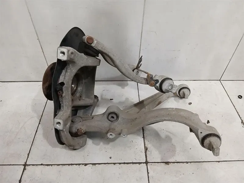 Audi R8 Audi R8 4S Performance Left Front Hub 4S0407245B Wheel Bearing Housing Front Left