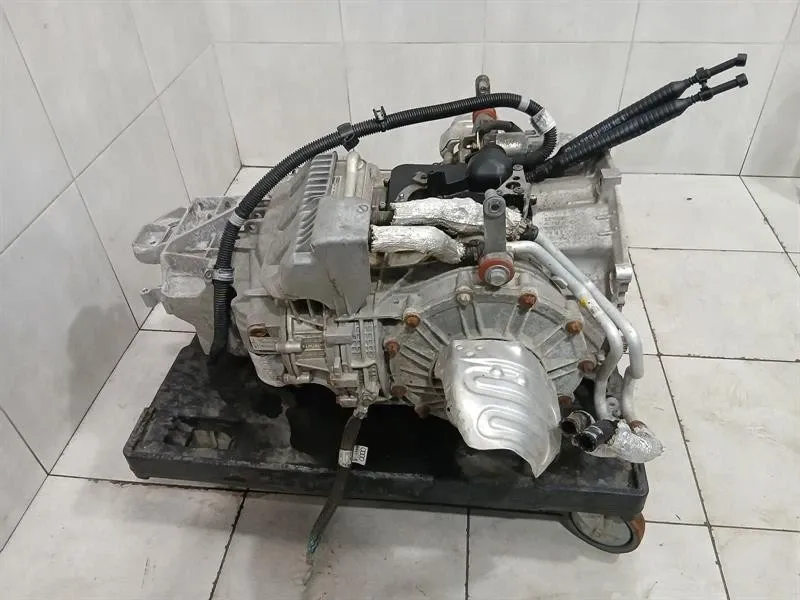 Audi R8 AUDI R8 4S PERFORMANCE AWD Gearbox SLE Gearbox TRANSMISSION PLUS 0BZ300045M