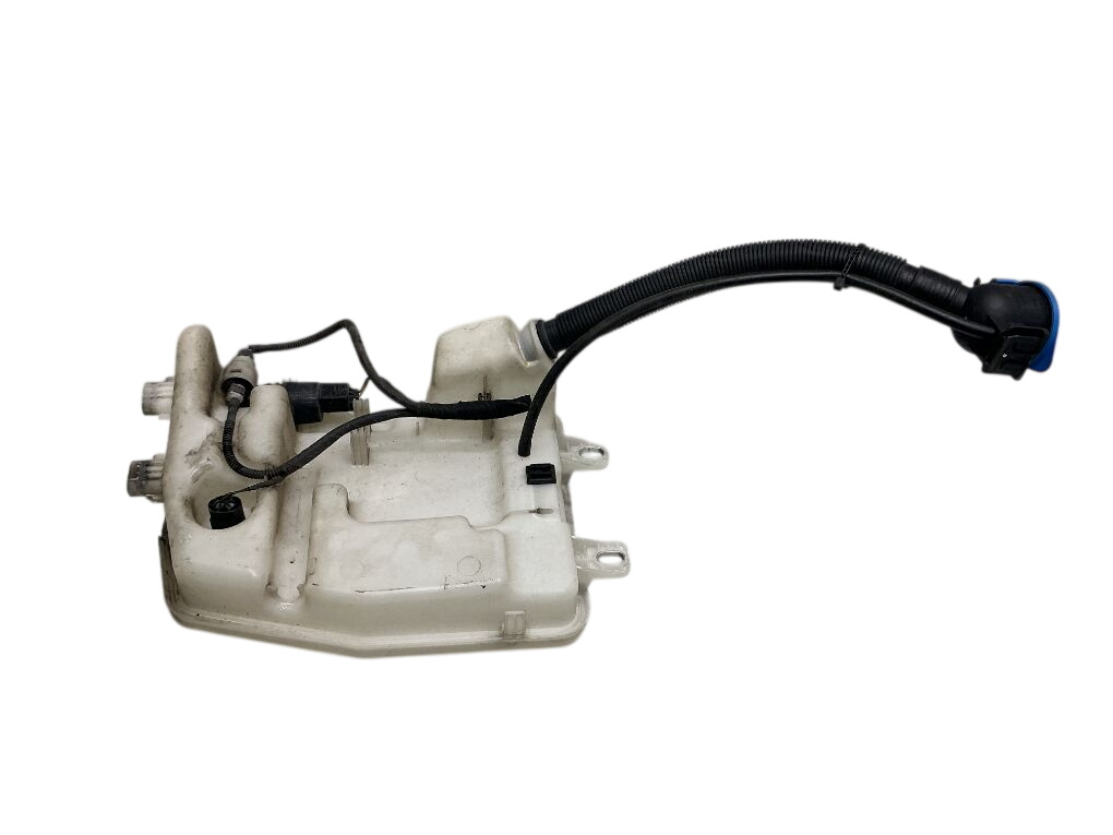 BMW 2 (F22 / F23) Window washer reservoir 10543512 7369649 Window washer reservoir BMW 2 ...