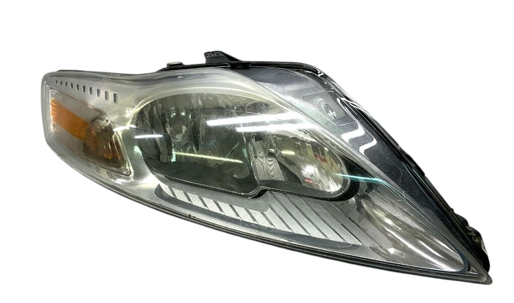Ford Mondeo headlight right 7S7113100EF Headlight right FORD MONDEO Mk IV (...
