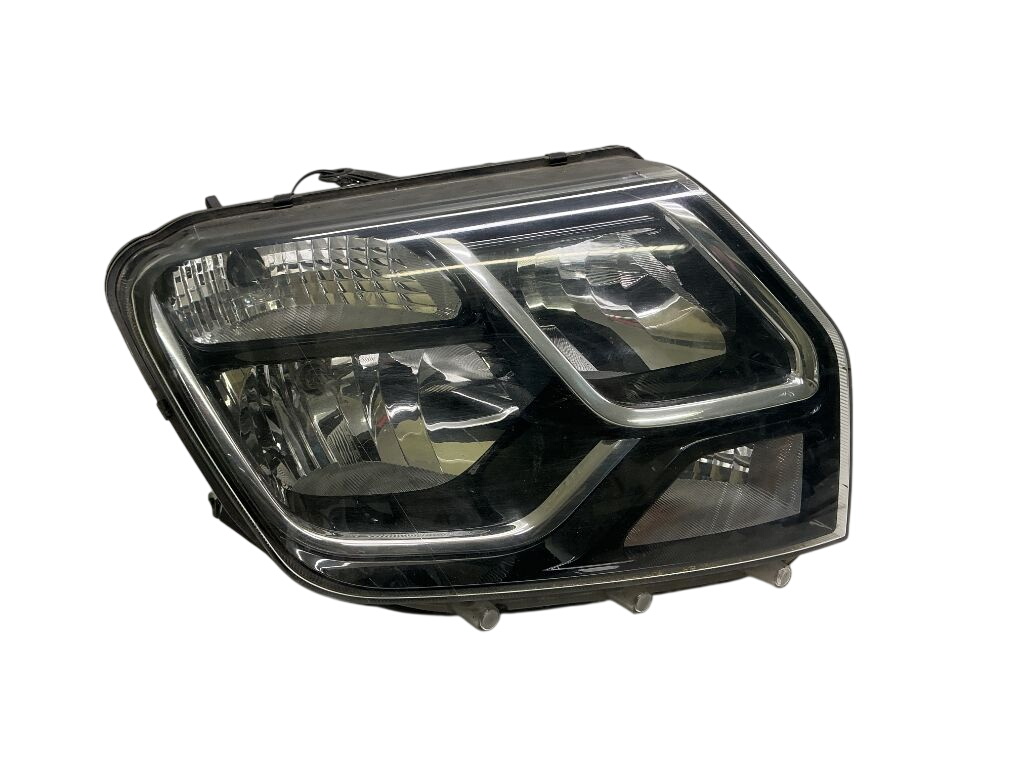 Dacia Duster headlight right 260102487R Headlight right DACIA DUSTER I (2010...