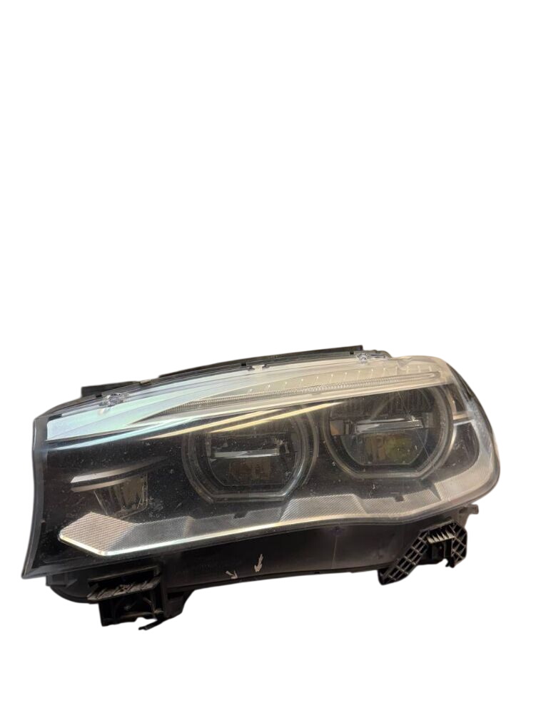BMW X5 (F15) ajovalo (vasen) 63117381137 Headlight left BMW X5 (F15, F85) (2...