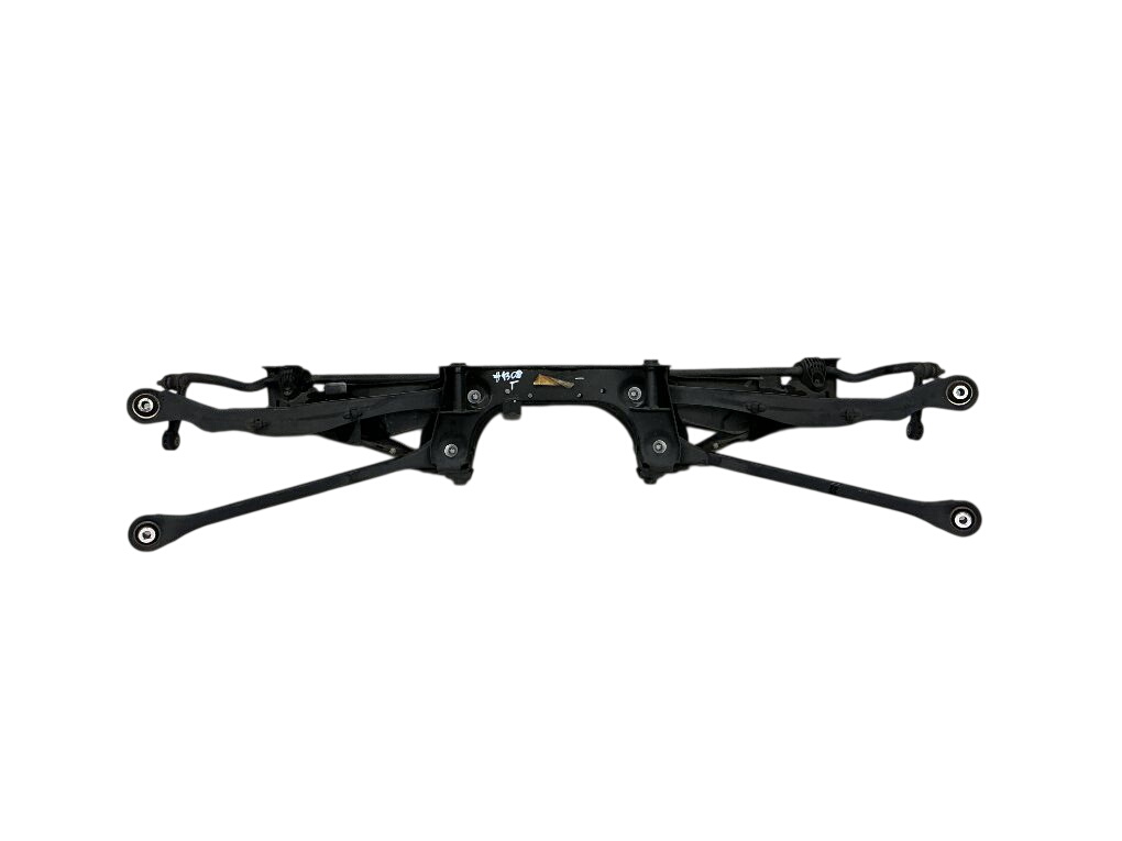 BMW 2 (F22 / F23) Rear axle beam 33306851560 33306895885 33326851569 Rear axle B...