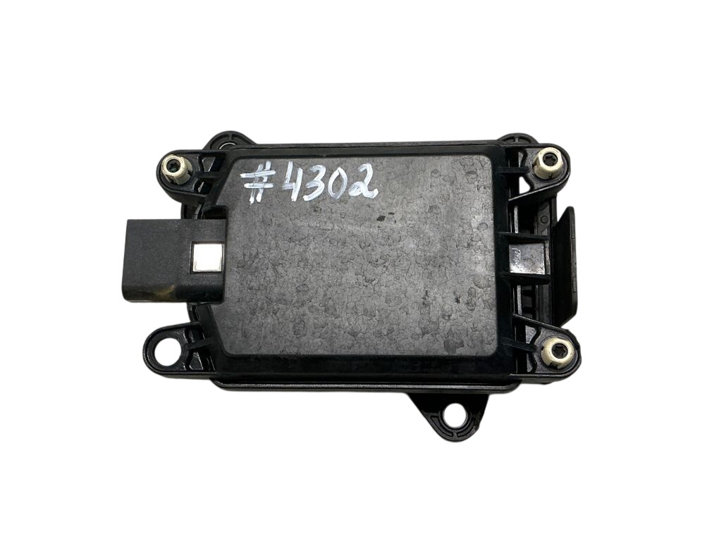 Peugeot 5008 Distronic radar / sensor 9821392280 54086576N Distronic radar / sensor P...