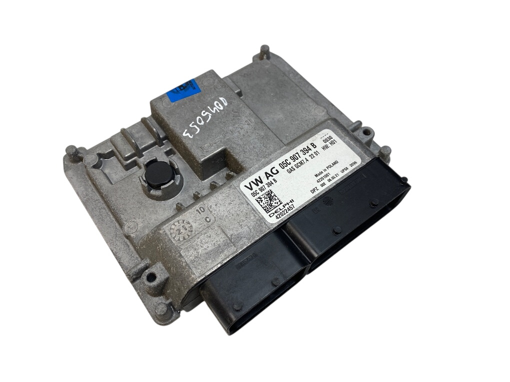 Skoda Octavia Engine Control Unit / module (ECU) 42022457 42201001 Engine Control Unit / module ...