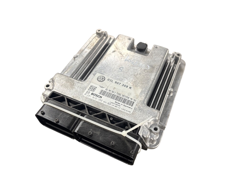 Volkswagen Transporter (T5, Caravelle, Multivan) Engine Control Unit / module (ECU) 0281016388 Engine Control Unit / module (ECU) V...
