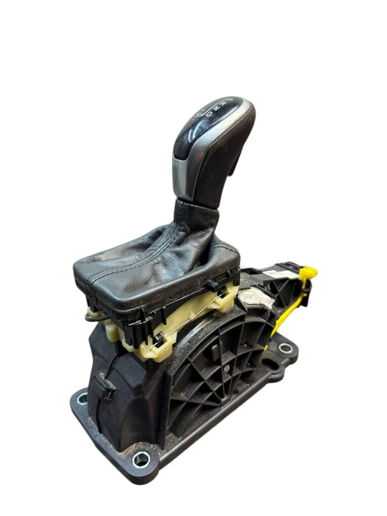 Volvo V70 Gearshift Mechanism 31367685 P31367685 Gearshift Mechanism VOLVO V7...