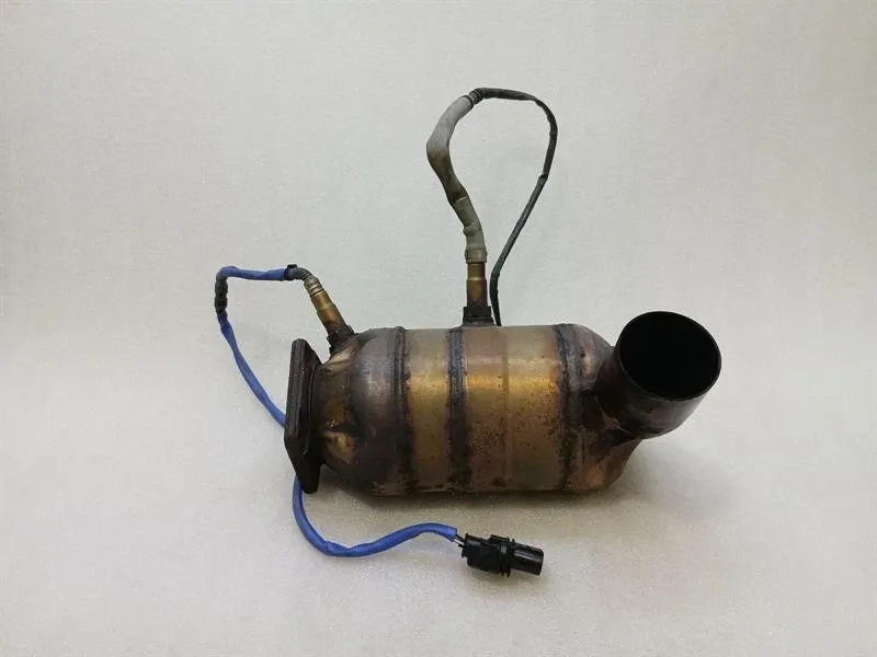 Porsche 911 (991) Porsche 911 991 Catalytic Converter 99711301030 Turbo Right Catalytic Converter 3.8 MK2 Body type: Convertible
Fuel: Petrol