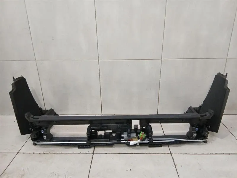 Porsche 911 (991) PORSCHE 911 991 99156117902 FLAP DRIVE SIDE FLAP Body type: Convertible
Fuel: Petrol