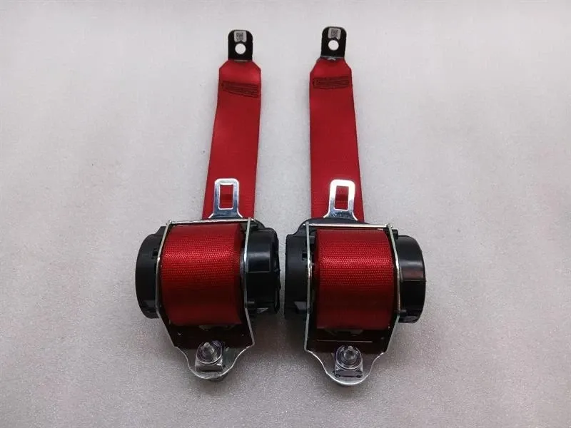 Porsche 911 (991) Porsche 911 991 rear seat belt 99180303509 seat belt rear convertible OEM Body type: Convertible
Fuel: Petrol